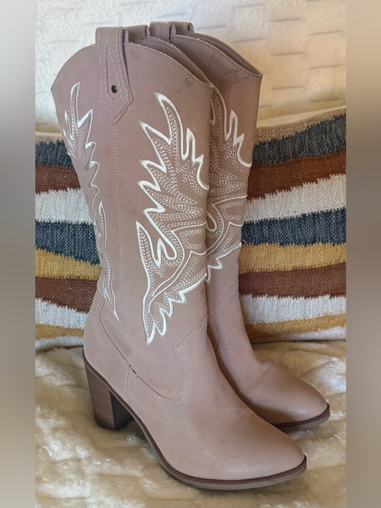 Altar'd State Shoes - ALTAR’D STATE Dolley Western Boots Blush Pink Embroidered Cowgirl 8